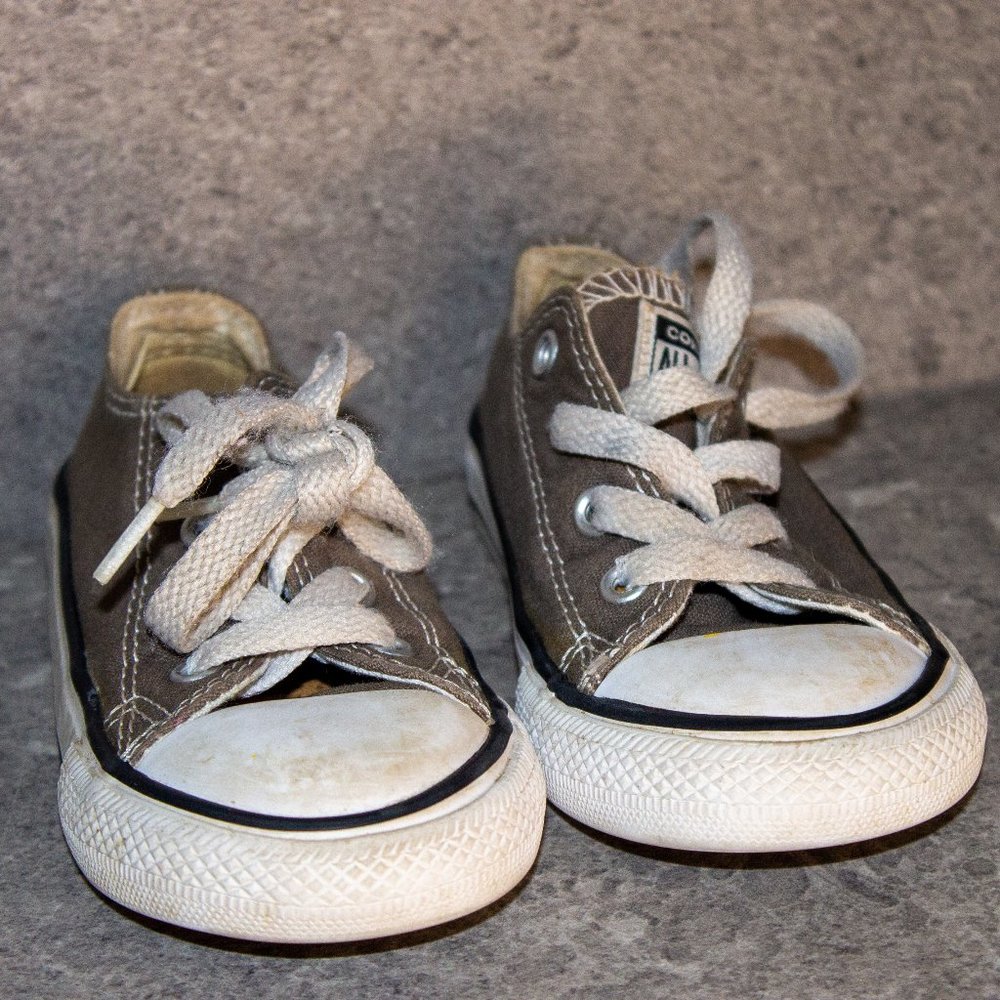 GRAY CONVERSE